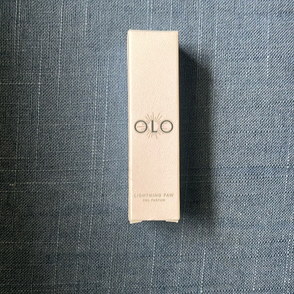 OLO Lightning Paw Oil Based Perfume Roller